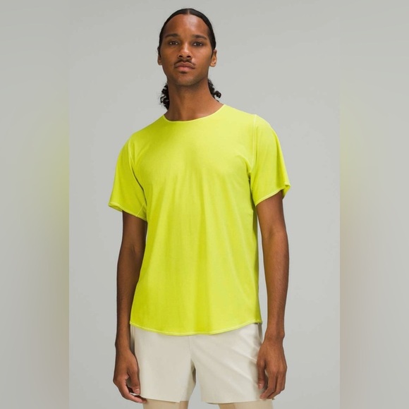 Men’s Lululemon Run Vent Tech Athletic T Shirt Reflective Details Size Large - Picture 1 of 7